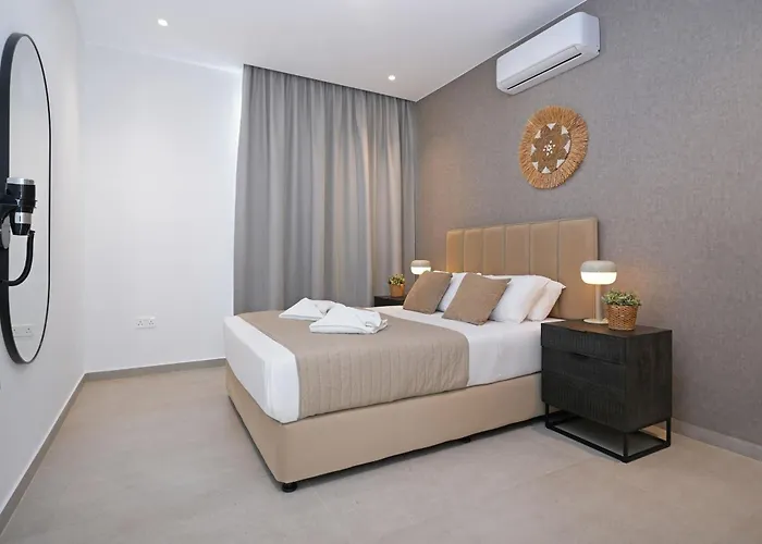 Princess Margaret Luxury *